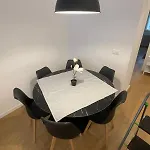 Snapstay 6 Posti Letto Apartman Trieszt