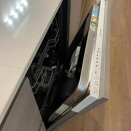 Snapstay 6 Posti Letto Διαμέρισμα Τεργέστη