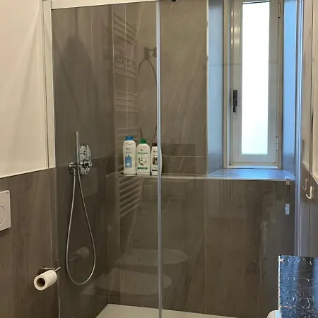 Appartamento Snapstay 6 Posti Letto Trieste